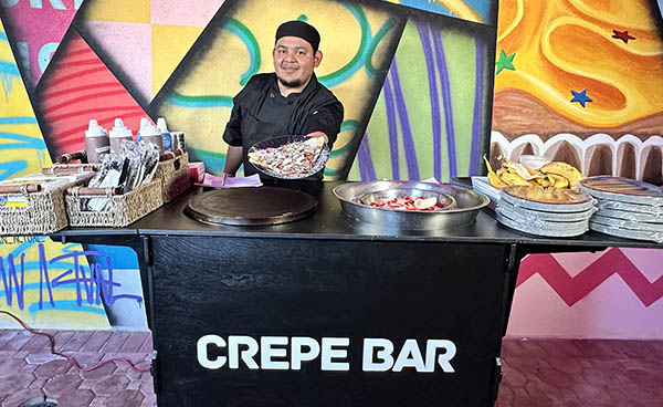 Picture this: our skilled chefs flipping and swirling crepes right before your guests’ amazed eyes! Whether it’s a Sweet 16, a wedding, a birthday bash, a corporate blowout, a Quinceañera, a Bar or Bat Mitzvah, or even a real estate showing, we’ve got the magic touch to make your event unforgettable!